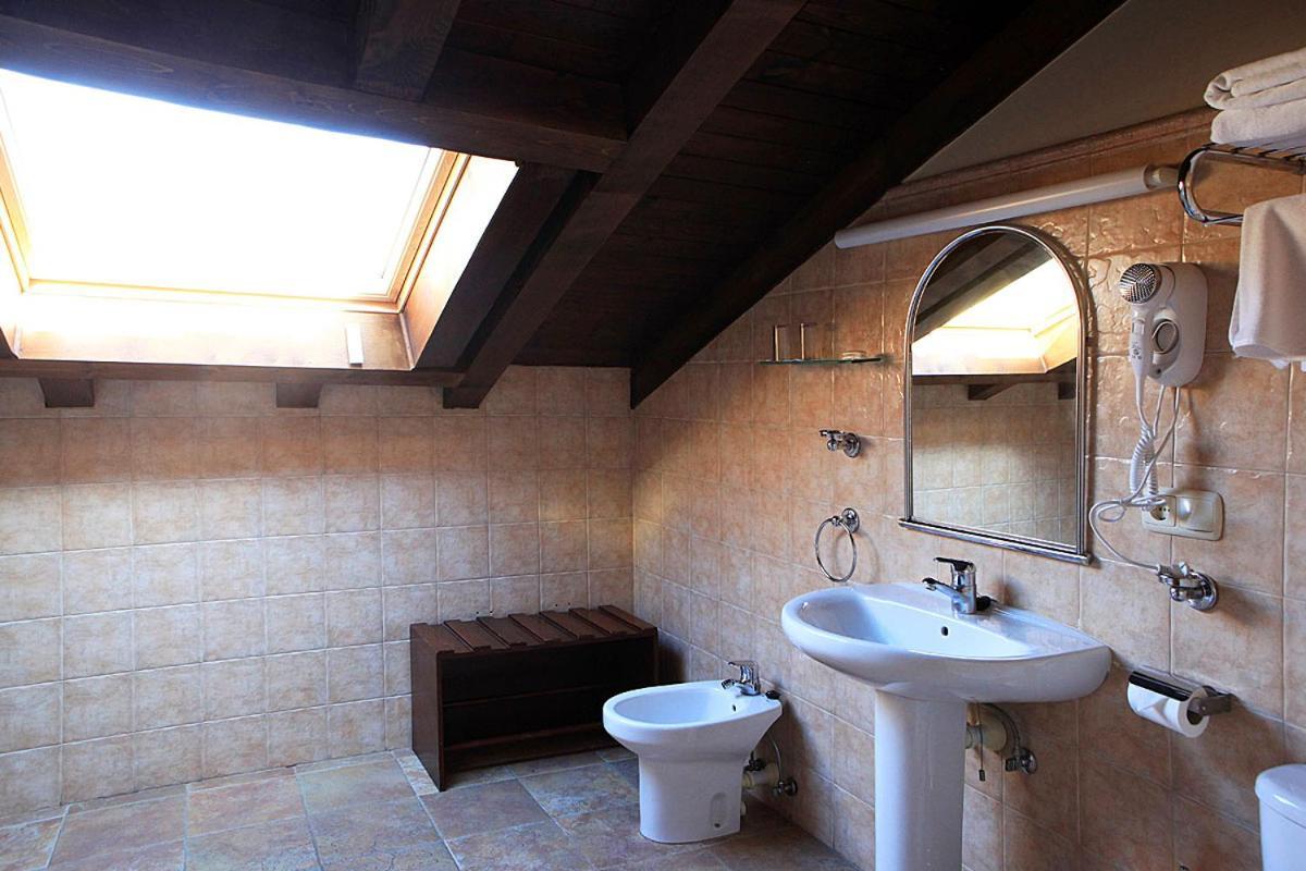 Hostal Antxitonea Elizondo Bagian luar foto